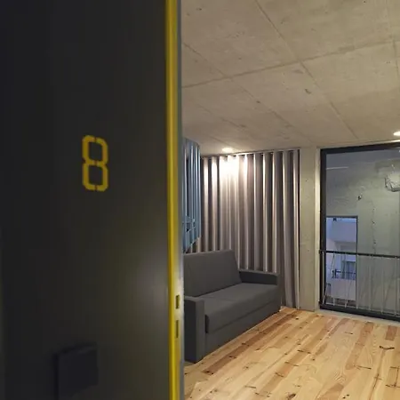 Feels Like Breiner 310 Design Modern Flats * Oporto