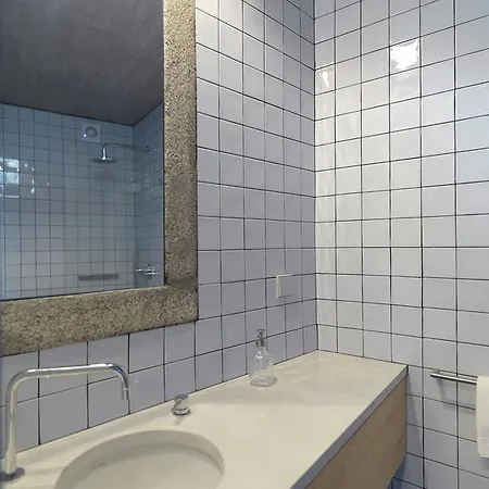 Feels Like Breiner 310 Design Modern Flats * Oporto